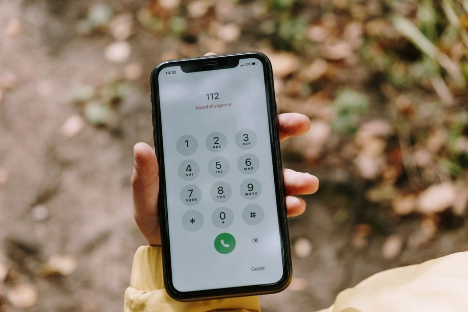 Kodėl kai kurie žmonės niekada nekelia telefono iš nepažįstamo numerio – net jei laukia svarbaus skambučio