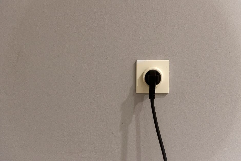 Išvykdamas atostogų išjungiau beveik viską namuose – grįžęs vis tiek radau elektros skaitiklį gerokai pasisukusį