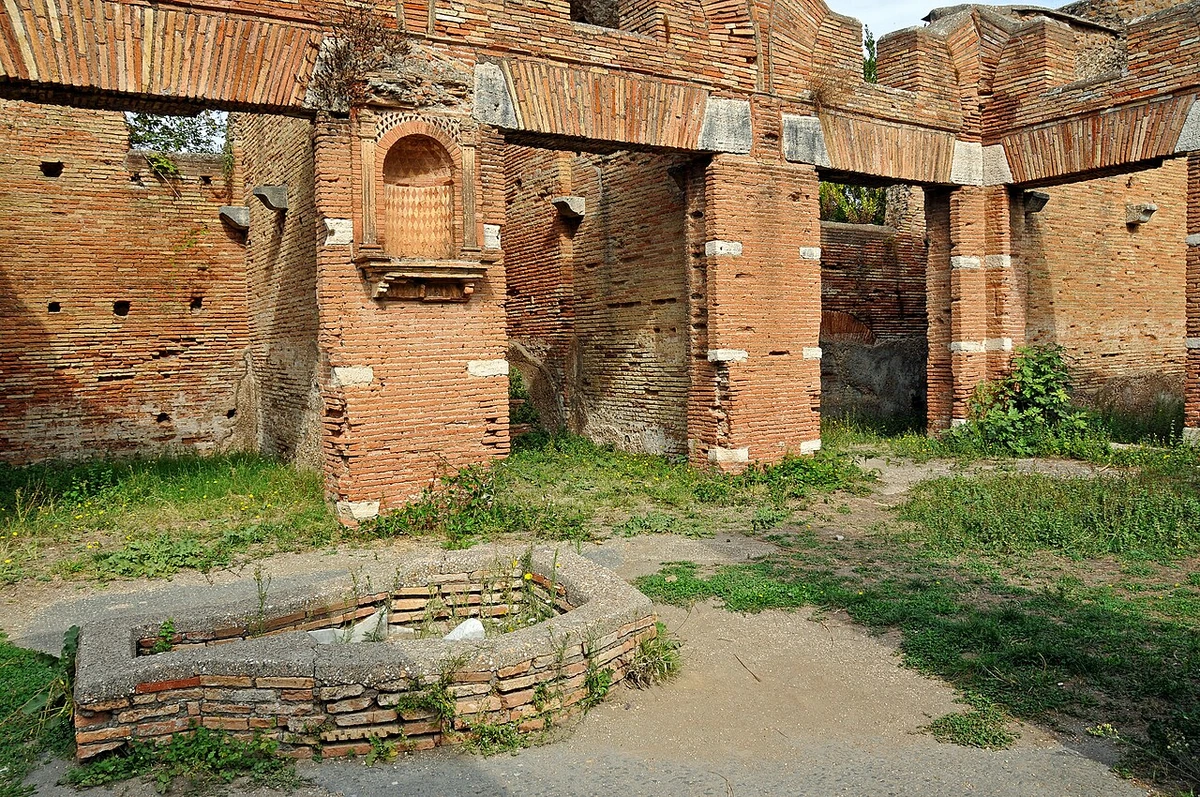 Mažytė senovės romėnų koplytėlė turi ypatingą pavadinimą: sužinokite, kam ji buvo skirta