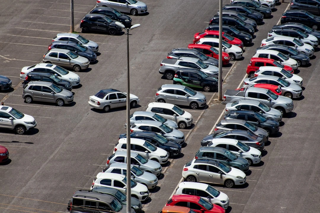 Automobilį parduodate pirmą kartą? Šių dokumentų ir veiksmų geriau nepalikti paskutinei minutei