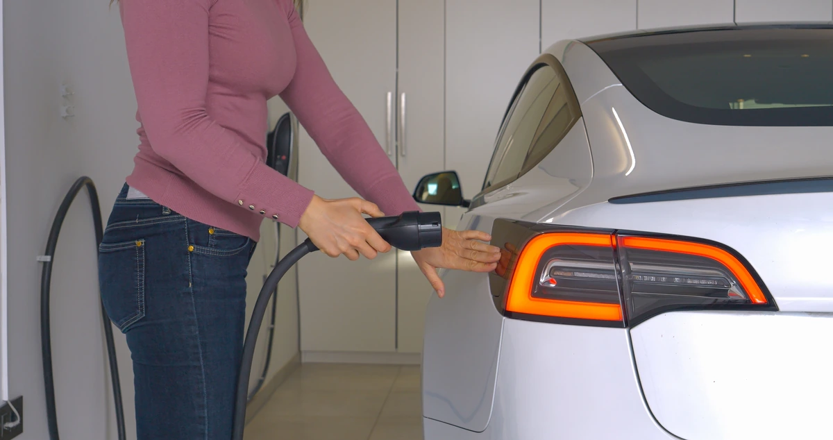 Elektromobiļa turēšana mājās