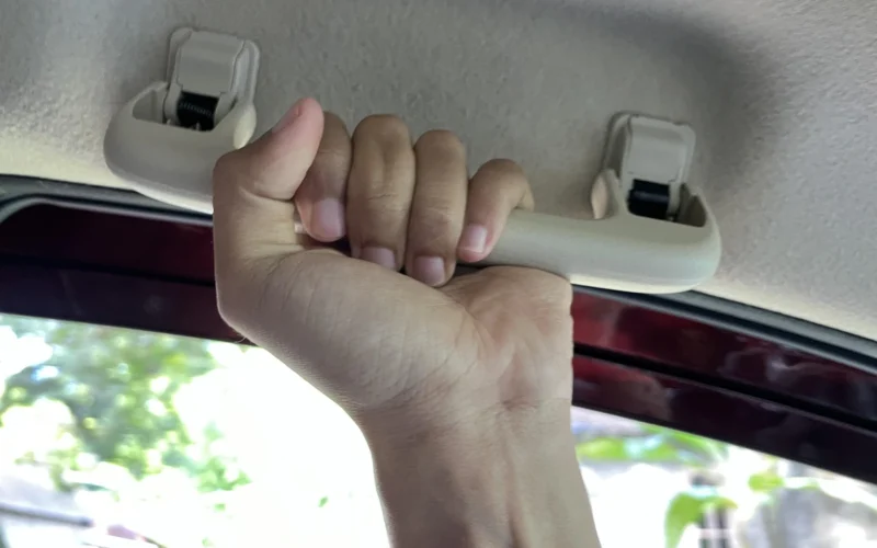 Rankena automobilyje