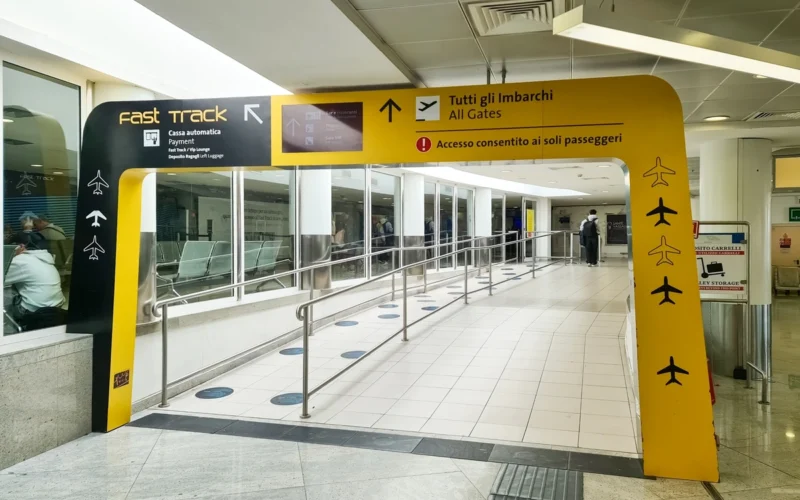 Fast Track oro uoste