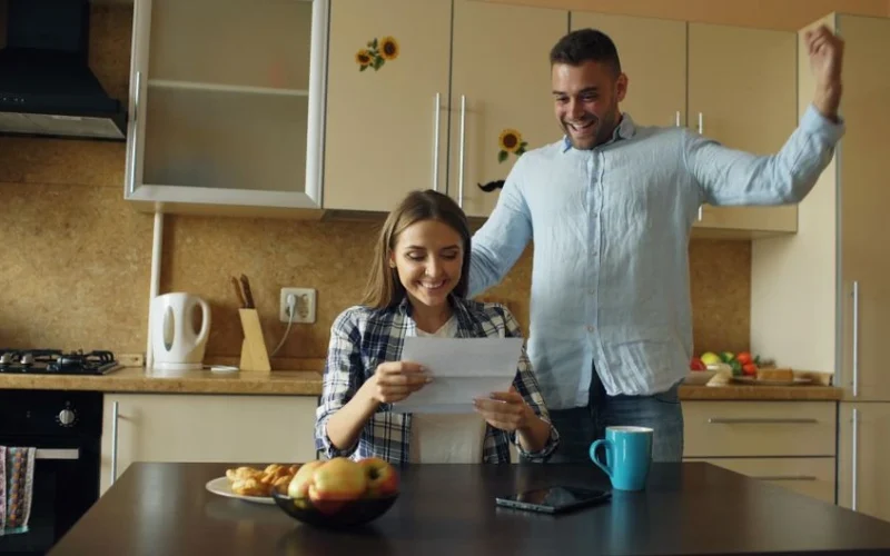 Ar verta atskleisti tiesą seseriai, jei ji gali sugriauti jos laimingą gyvenimą?
