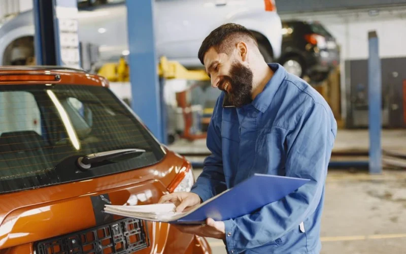 Nusipirkau naudotą automobilį iš „tvarkingo šeimininko“ – servise meistras paklausė, ar tikrai noriu žinoti visą tiesą