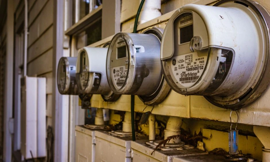 Per savaitę pakito fiksuotos elektros kainos: vartotojai turi pasitikrinti savo tiekėjo planą