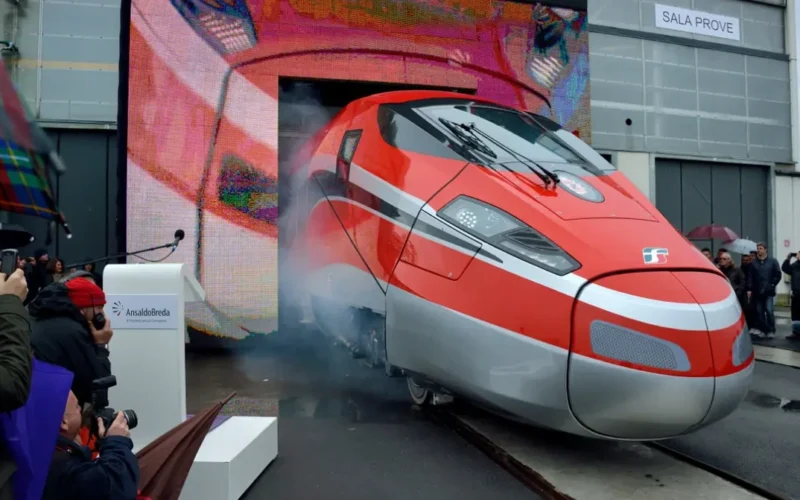 „Frecciarossa 1000“ traukinys