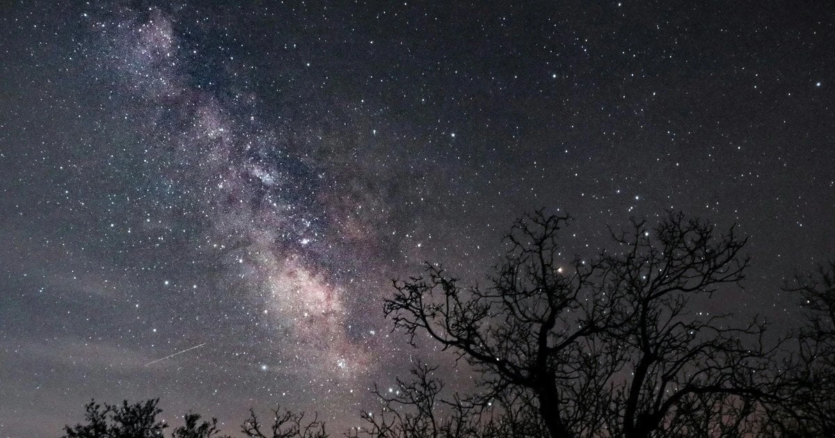 Nakts debesīs sācies viens no gada ilgākajiem meteoru lietiem: svarīgākie būs divi datumi