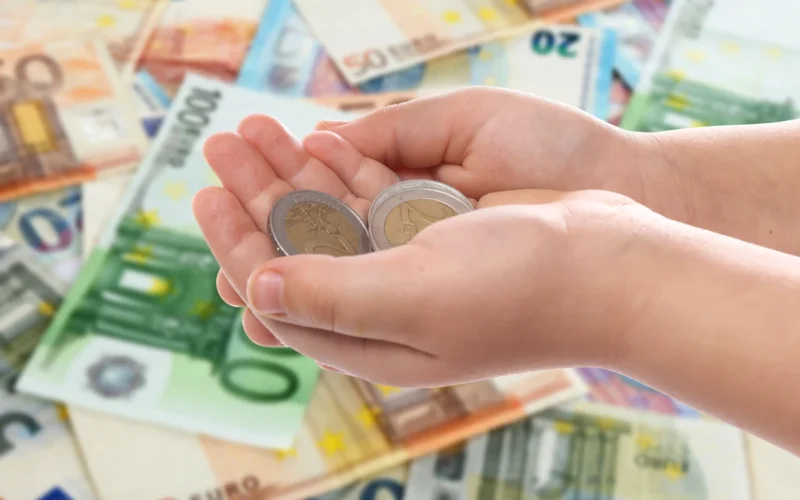 Oktobrī naudas jautājumos nebūs žēlastības: vienas Zodiaka zīmes beidzot atgūsies, bet citām būs jāuzmanās no vienas dārgas kļūdas