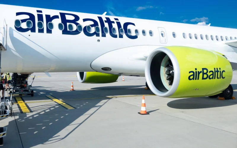 "airBaltic" atšaukė skrydžius