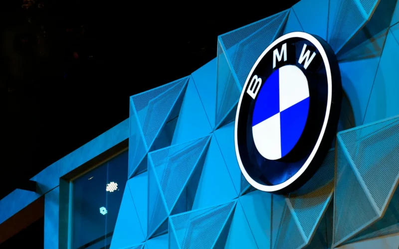 BMW atsauc gandrīz 190 tūkst. automašīnu: ugunsgrēka risku rada viena startera detaļa