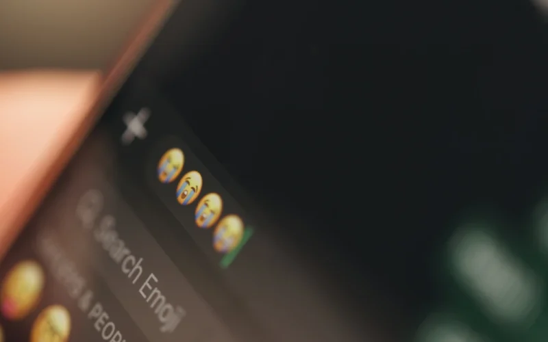 Emoji telefone