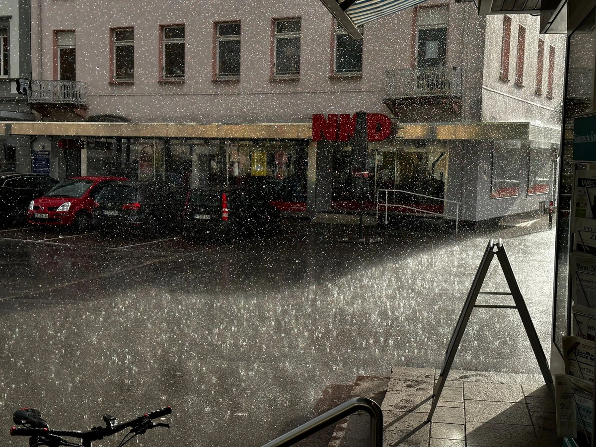 Spalio 10 d. Kauną pasieks staigus atšalimas ir 28 mm lietaus: gyventojai turi pasiruošti