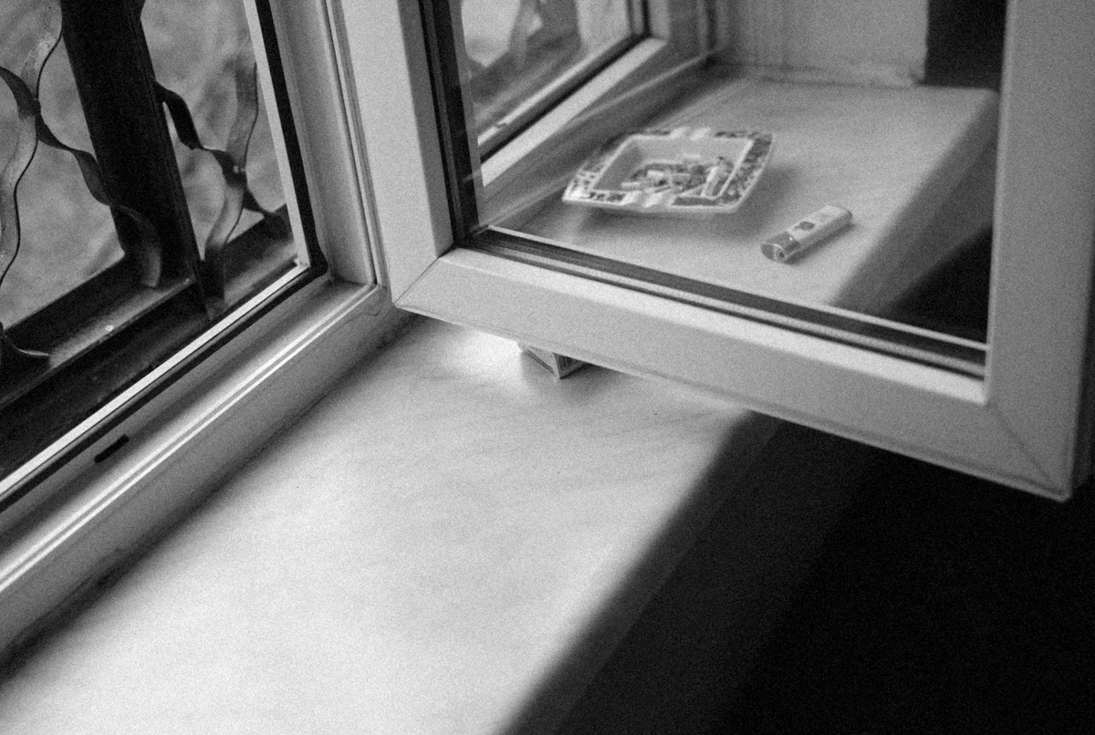 Prieš pirmą šalną langas praleidžia šaltį: kaip ekscentriku sureguliuoti varčios prispaudimą