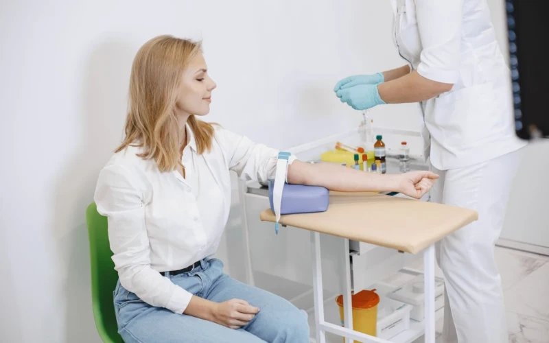 Cholesterolis aukštas net sveikai maitinantis: paveldima būklė gali slėptis šeimoje