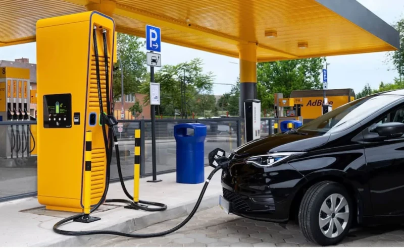 Elektromobiliams – naujas mokestis už kilometrus