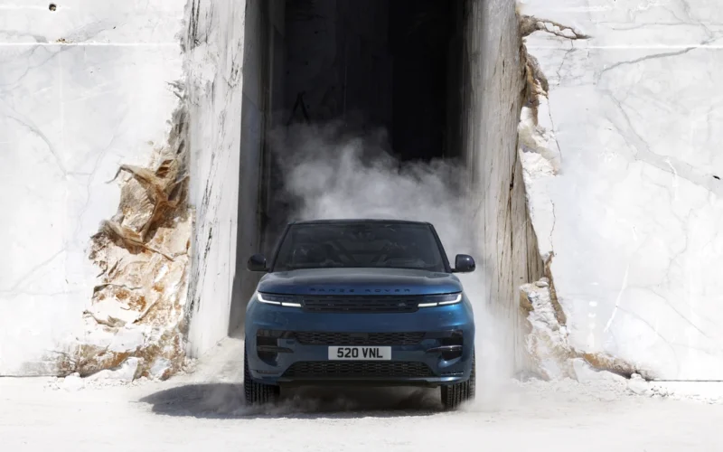 Naujas elektrinis „Range Rover Sport“