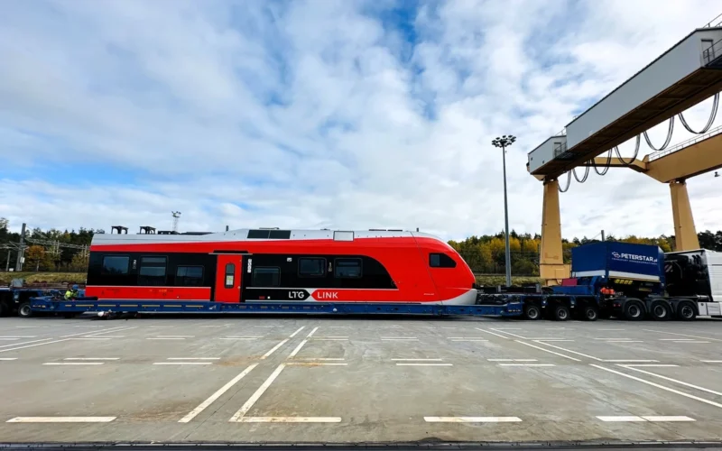 Į Lietuvą atkeliauja nauji traukiniai