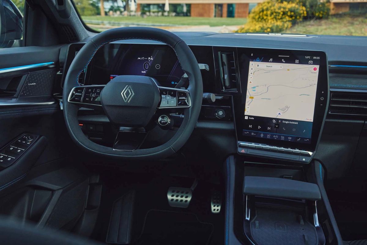 Android Auto nurodymai tiesiai prieš jus