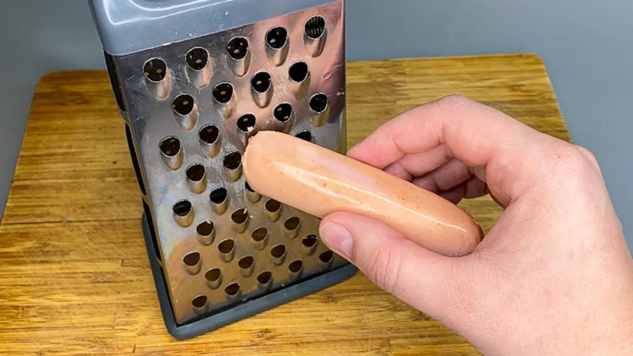 Bulvių ir dešrelių kotletai