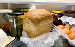 Duona plastikiniame maišelyje