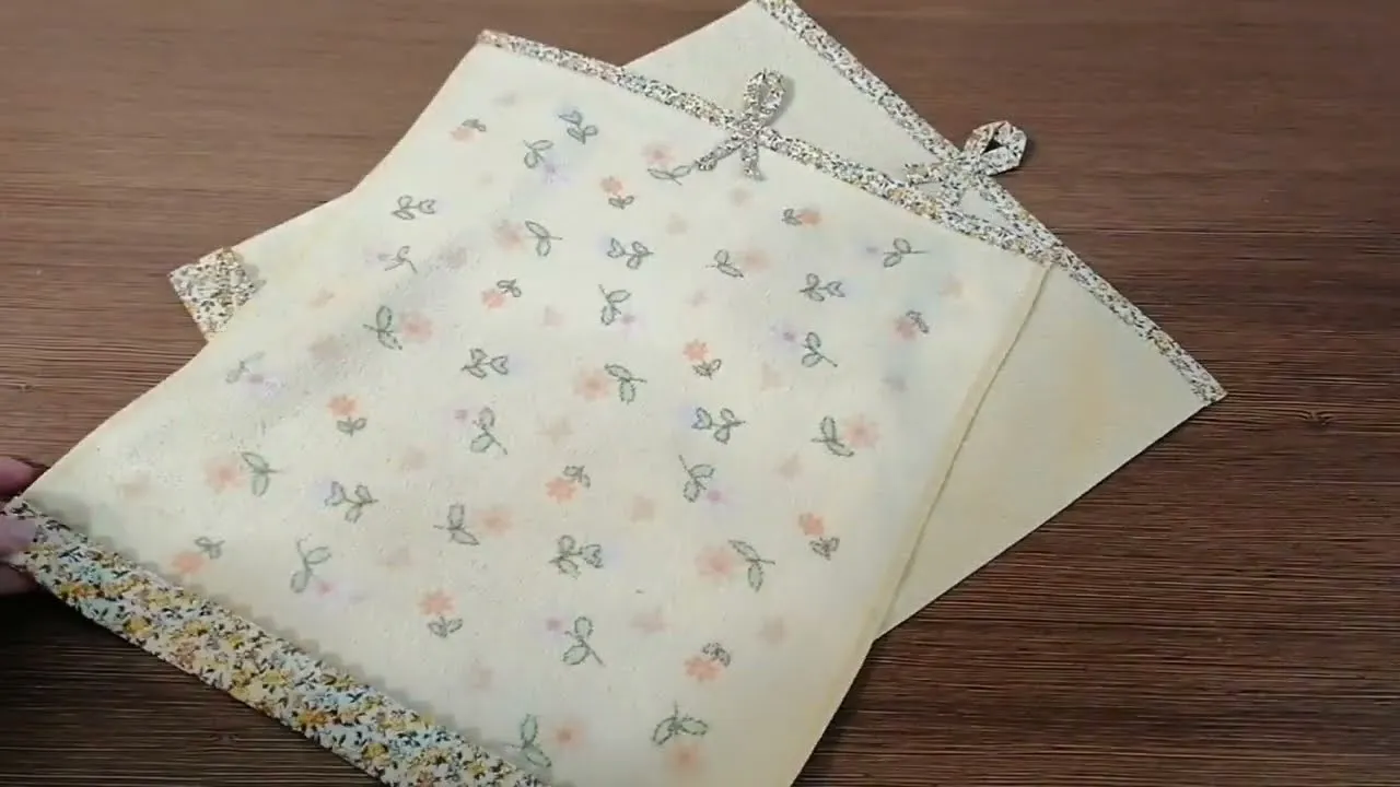 Ekspertai papasakojo, kaip namuose lengvai išbalinti šviesių spalvų rankšluosčius