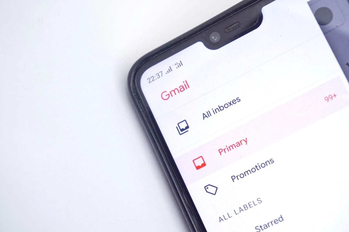 Google Gmail / rifky naufaldy / Shutterstock.com