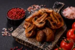 Kepti pievagrybiai pomidorų padaže