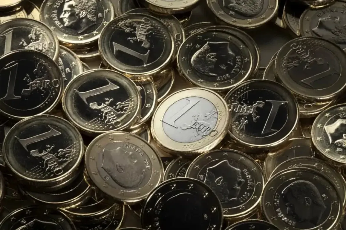 Krūva euro monetų