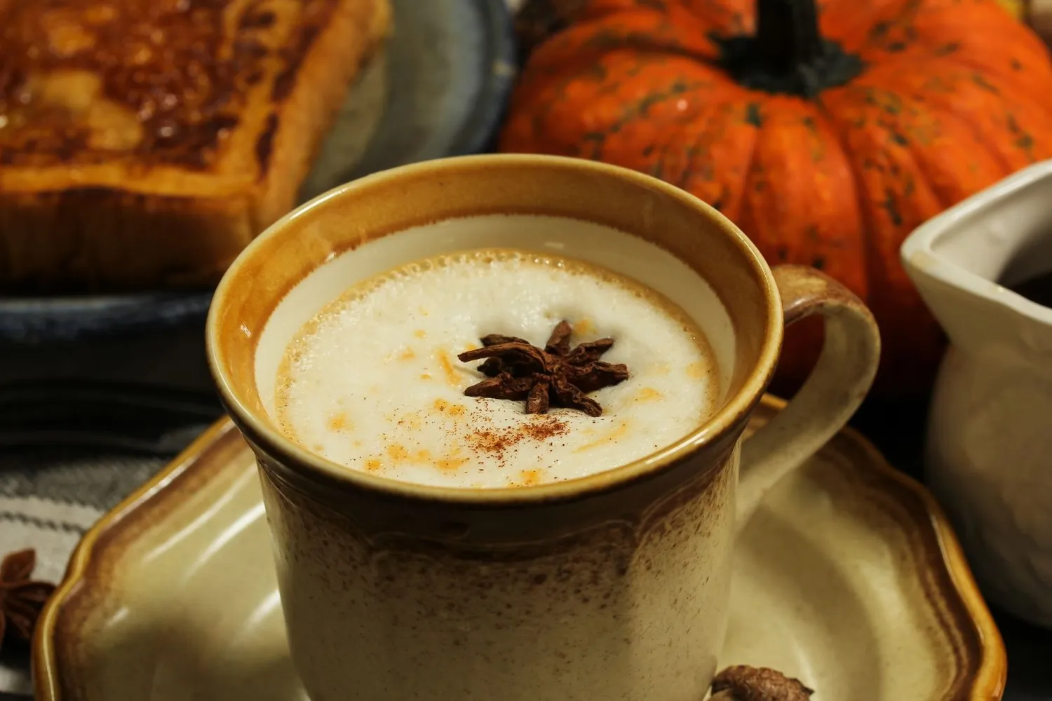 Latte su klevų sirupu