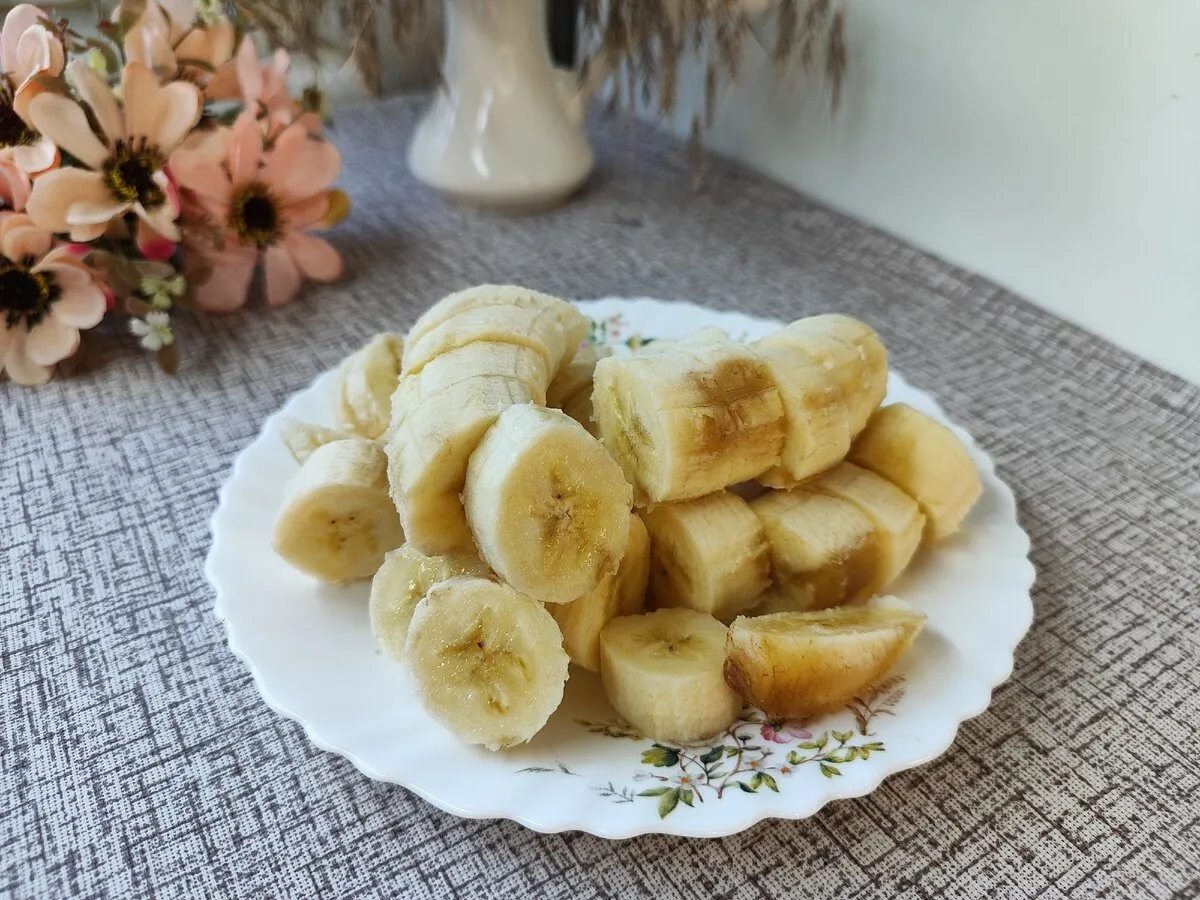 Pernokę bananai