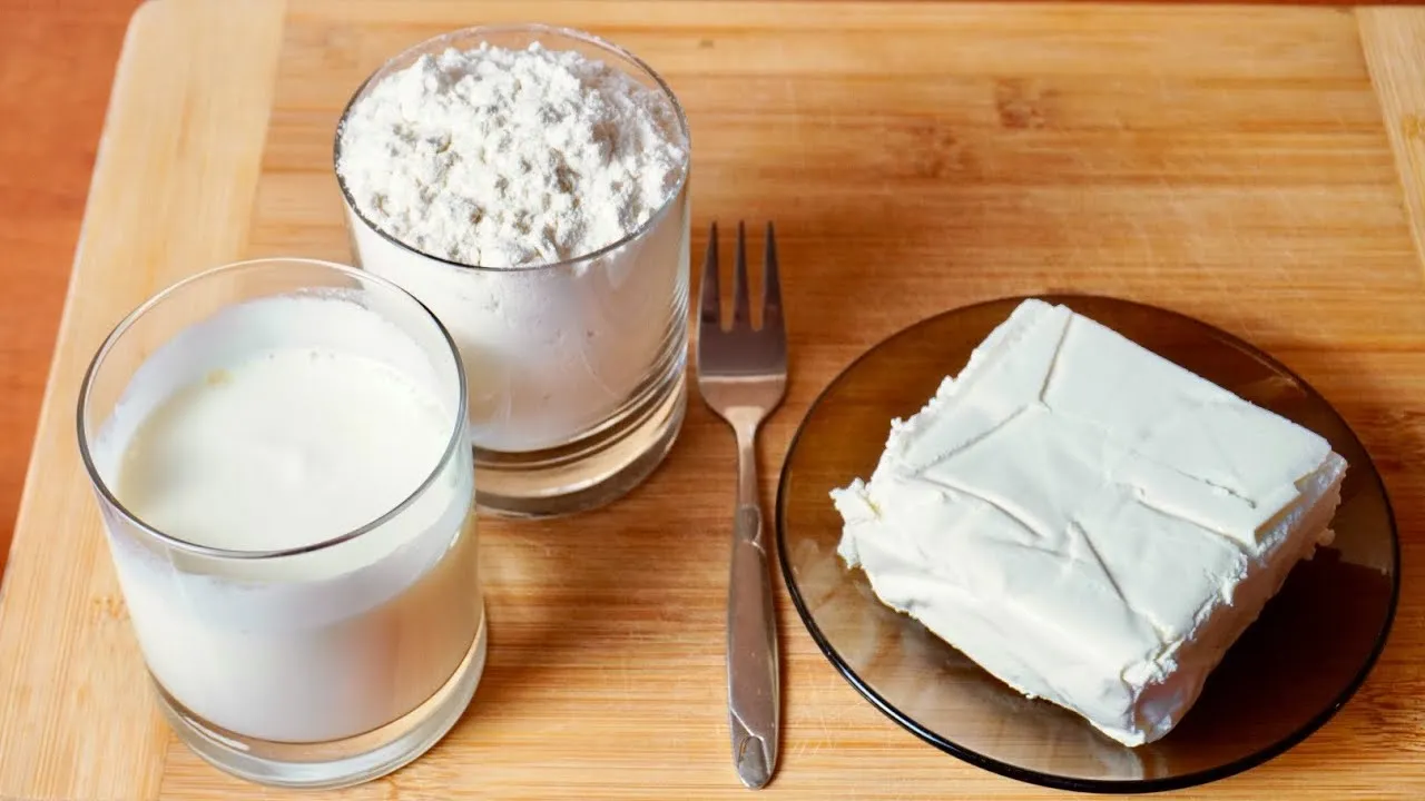 Purūs blynai iš kefyro ir varškės