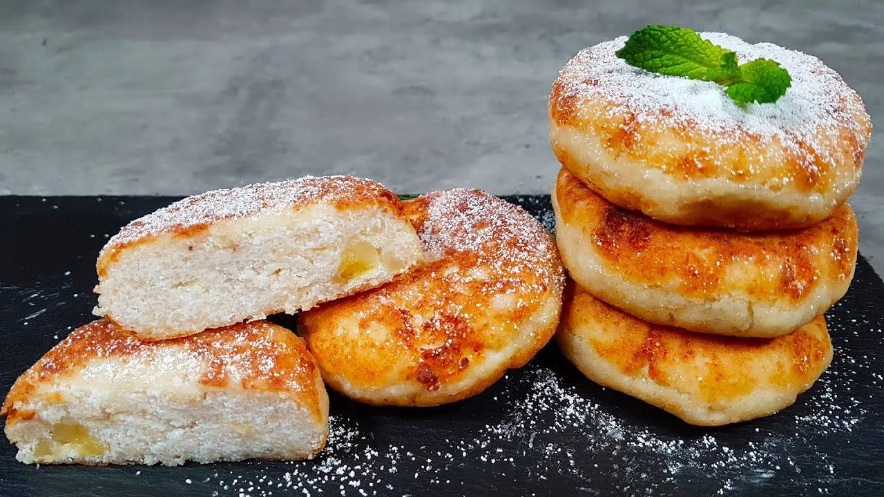 Purūs varškėčiai su jogurtu