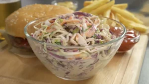 Skanios kopūstų salotos