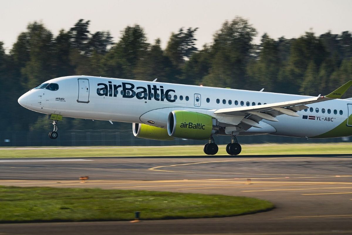 Skrydžiai su airBaltic
