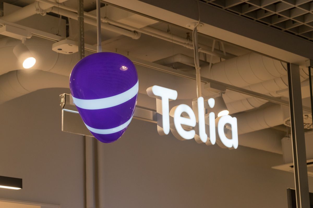 Telia logotipas / Robson90 / Shutterstock.com nuotr.