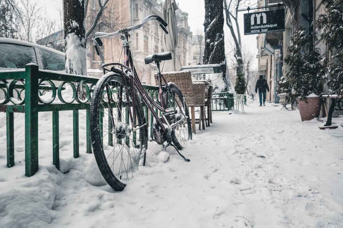 Mokslininkai teigia, kad nuolatinis šiltnamio efektą sukeliančių dujų išmetimas skatina dar labiau ekstremalius klimato pokyčius, dėl kurių kyla daugiau karščio bangų, sausrų ir kitų ekstremalių oro reiškinių. Nuotrauka: Dave Haas