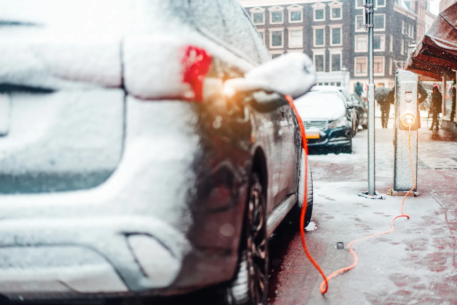 Elektromobilių darbas žiemos metu