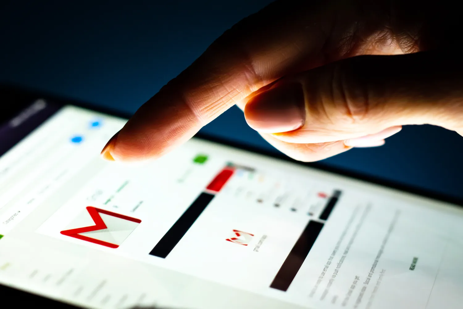 Įspėjimas iš "Google" dėl Gmail / In Green / Shutterstock.com