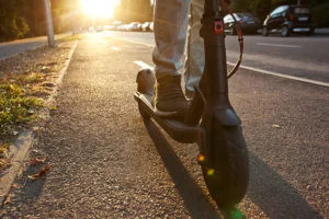 Bręsta pokyčiai dėl el. paspirtukų