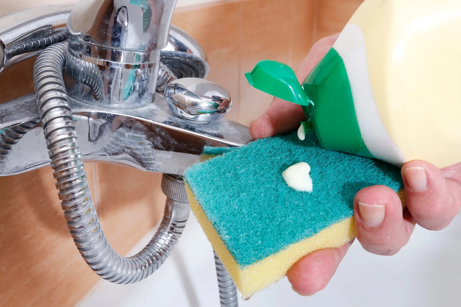 Lengvas maišytuvo blizginimas