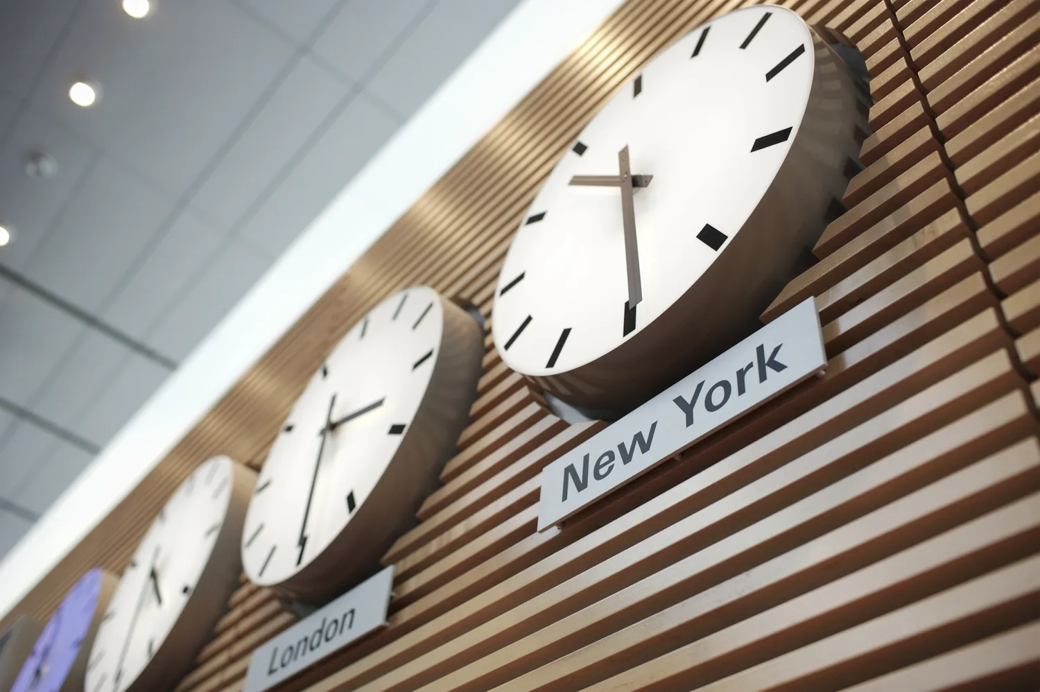 Kodėl para trunka 24 val.?