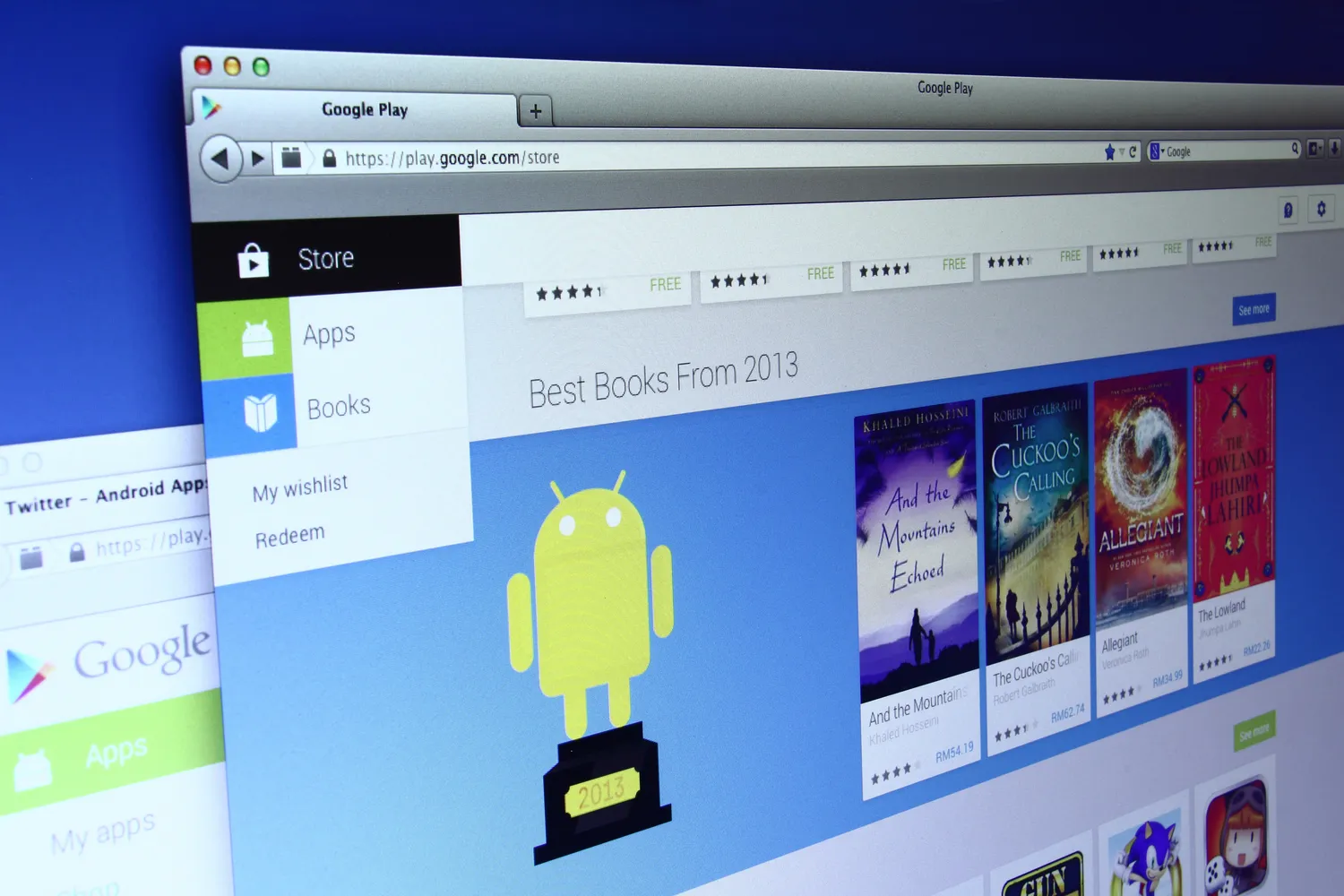 Android programėlių diegimas / dolphfyn / Shutterstock.com