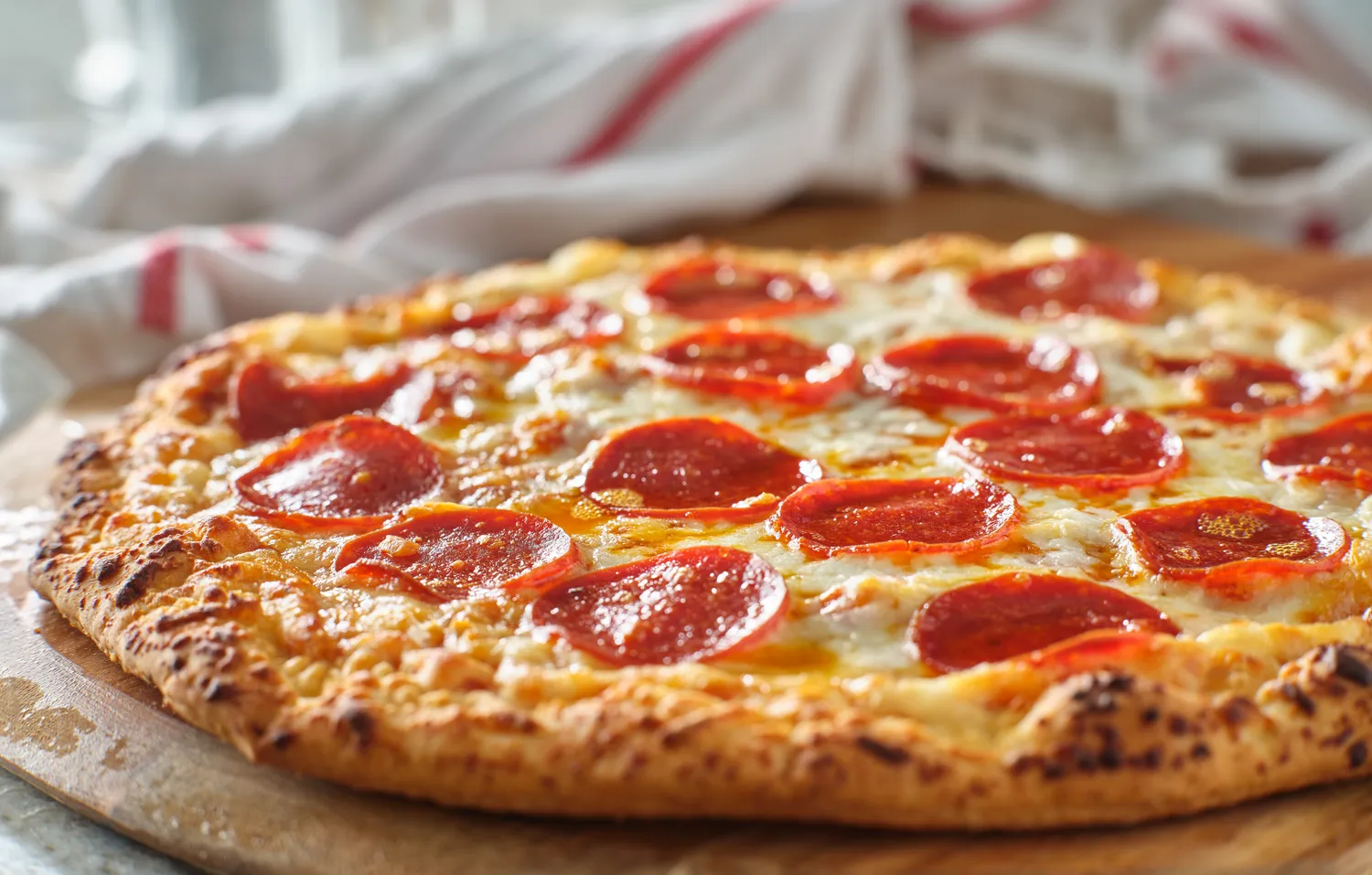 Namuose gaminta pica