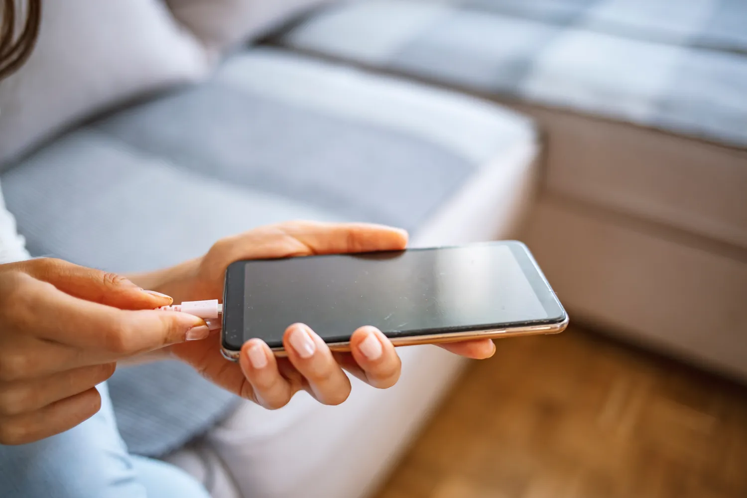 Kodėl baterija greitai išsikrauna?