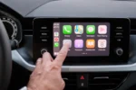 CarPlay su Apple Maps / Vladimka production / Shutterstock.com
