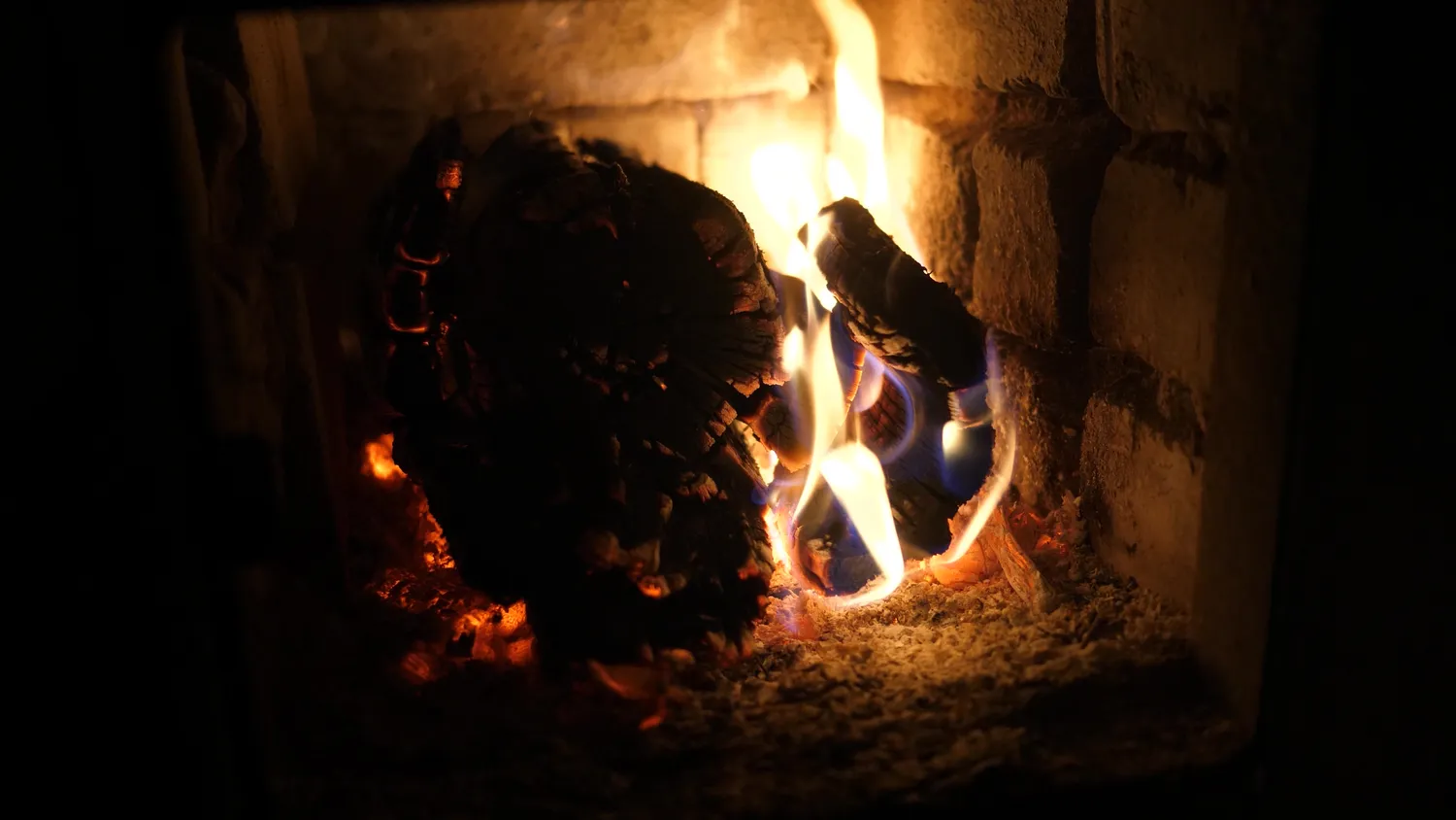 Iškastinio kuro deginimas