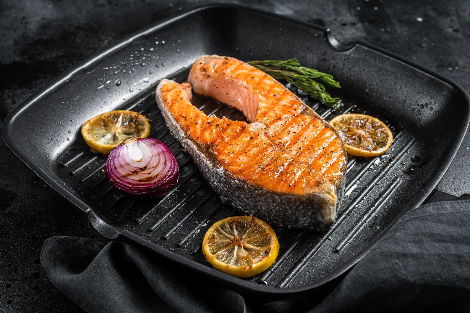 Kepta žuvis aliejuje