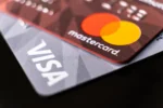 Ar Mastercard geriau nei Visa? / olgsera / Shutterstock.com