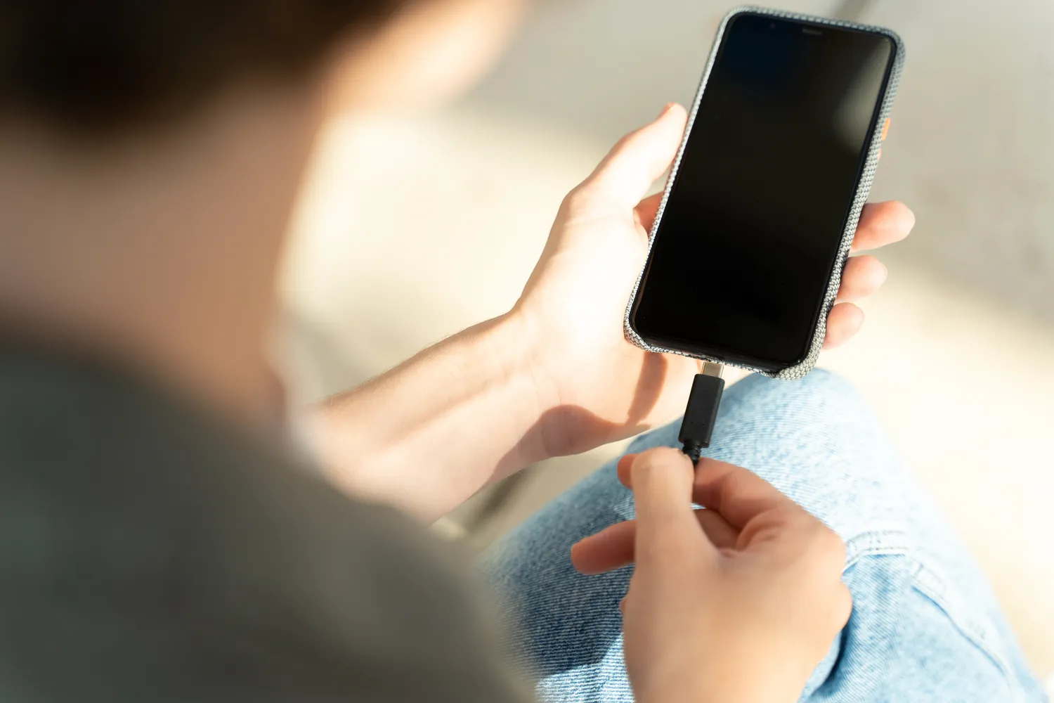 Kaip krauti telefoną teisingai?